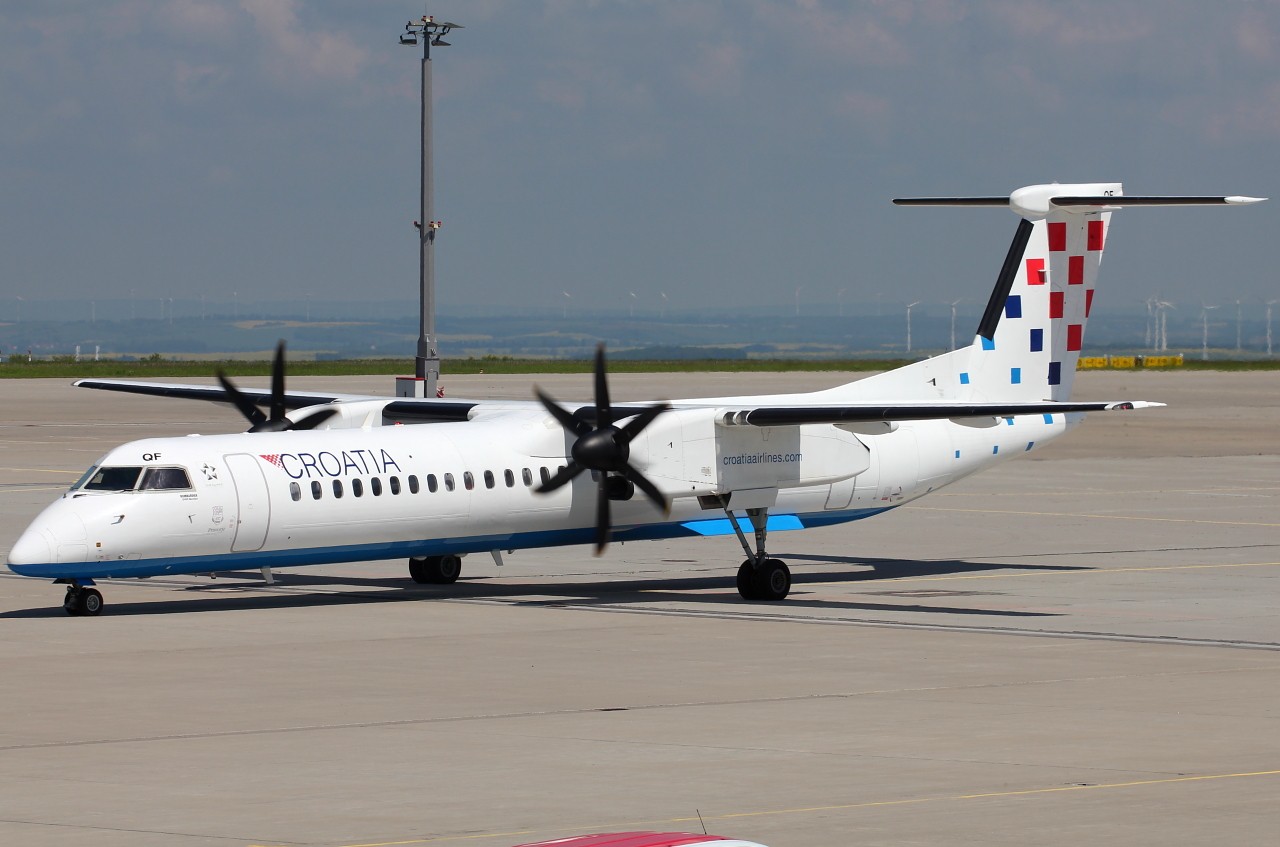 De Havilland DHC-8 400